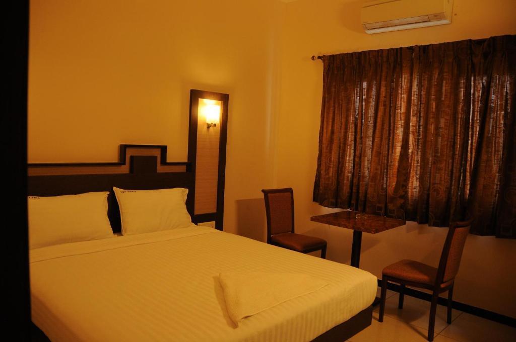 Hotel Viswas Tiruppur Δωμάτιο φωτογραφία